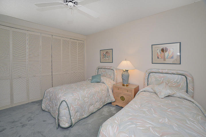 Undisclosed Address Boca Raton, FL 33496 - Photo 21 of 41 21.Bedroom3
