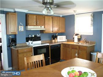 53 Webster Street Riverside, NJ 08075 - Photo 4 of 12 Kitchen