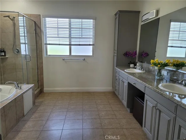 $1,100 | 412 East Santa Ana Street, Anaheim, CA 92805