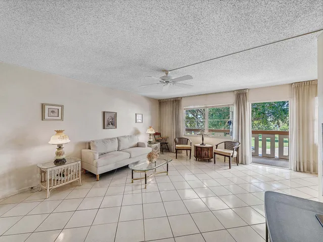 $145,000 | 3002 Ventnor Crescent, Unit G, Deerfield Beach, FL 33442