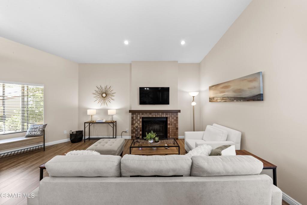 1736 Sinaloa Road, Unit 427 Simi Valley, CA 93065 - Photo 3 of 63
