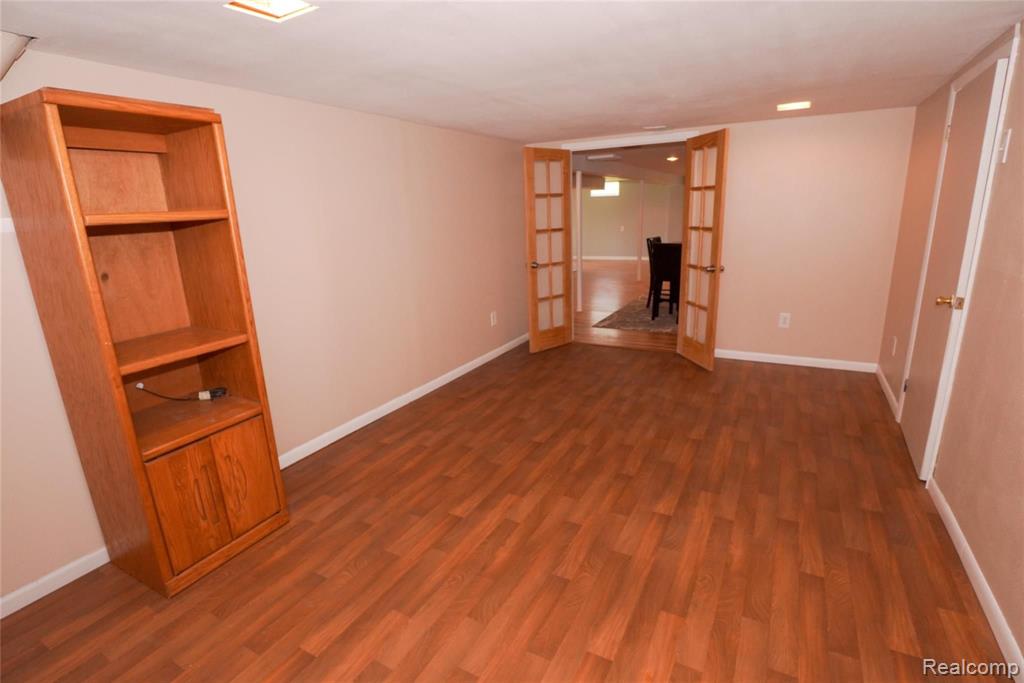 3911 Allen Road Ortonville, MI 48462 - Photo 11 of 36