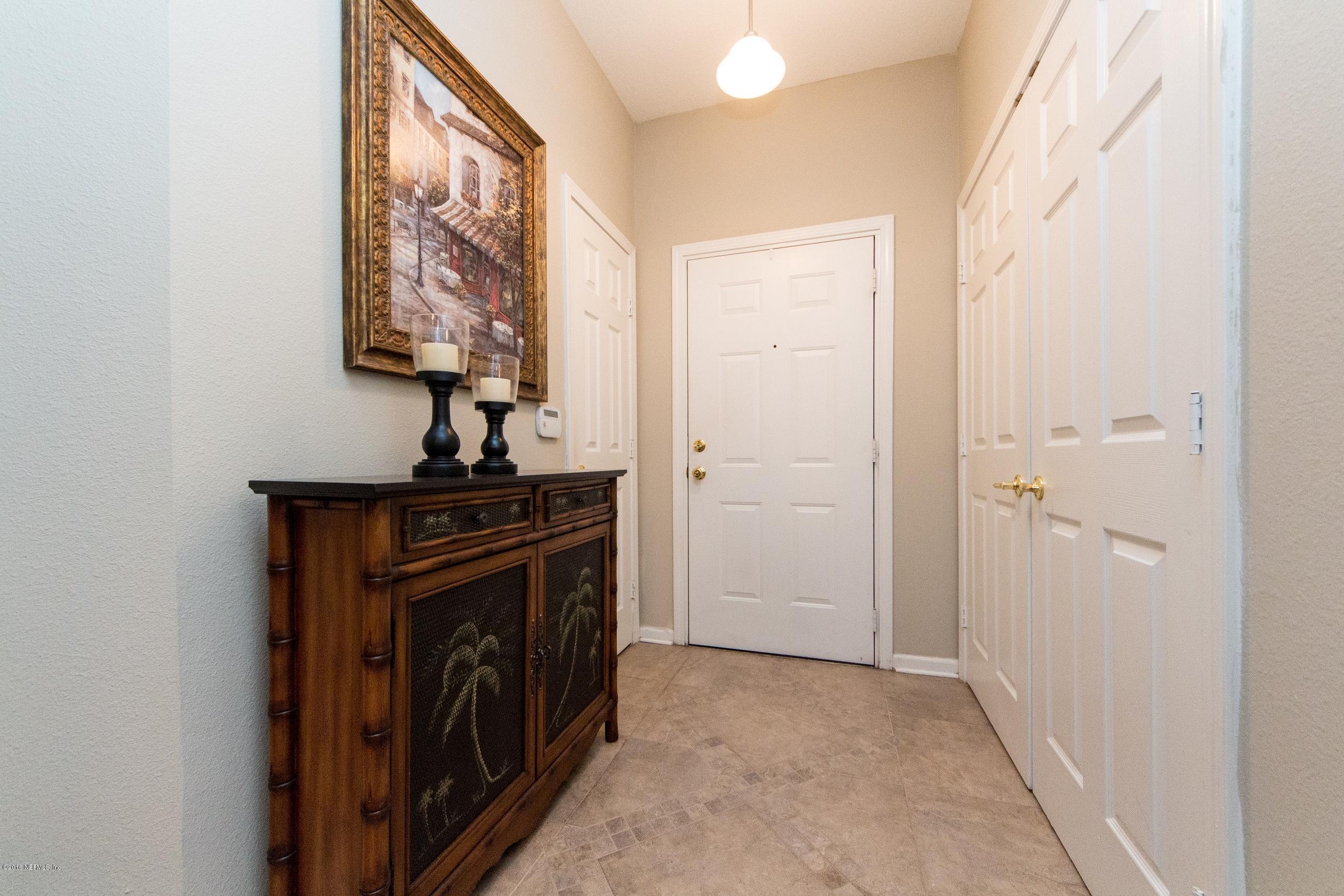 10550 Baymeadows Road, Unit 504 Jacksonville, FL 32256 - Photo 5 of 28 Foyer