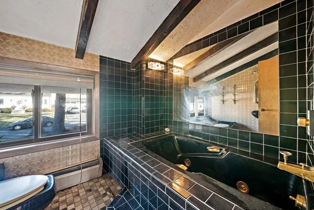 $699,999 | 11 Hutchins Circle, Lynnfield, MA 01940