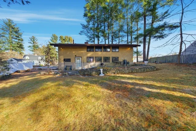 $699,999 | 11 Hutchins Circle, Lynnfield, MA 01940