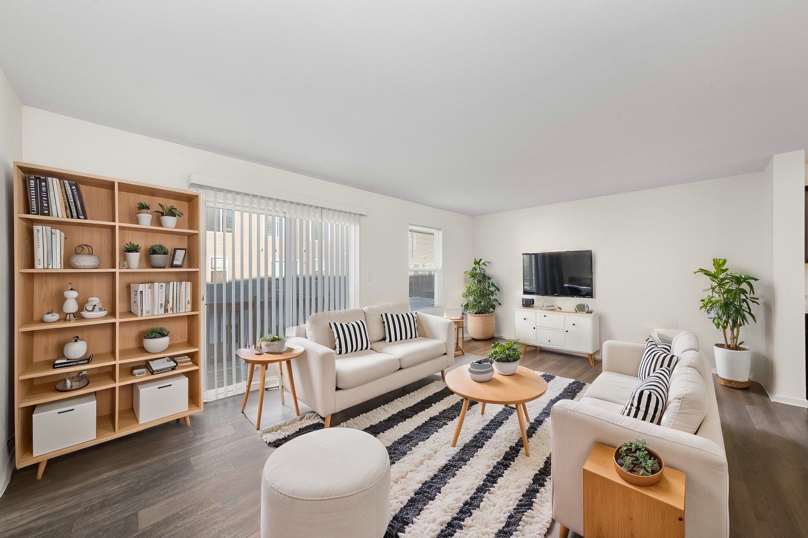 2327 Upland Road Pingree Grove, IL 60140 - Photo 5 of 16 a living room with furniture and a flat screen tv