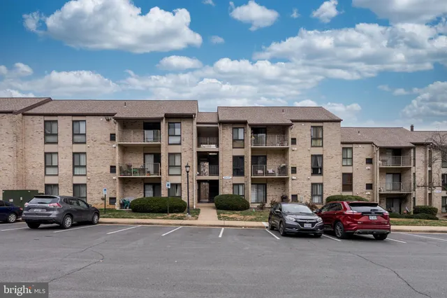 a car parked in front of a building