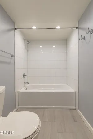 $3,500 | 300 South Mentor Avenue, Unit 5, Pasadena, CA 91106