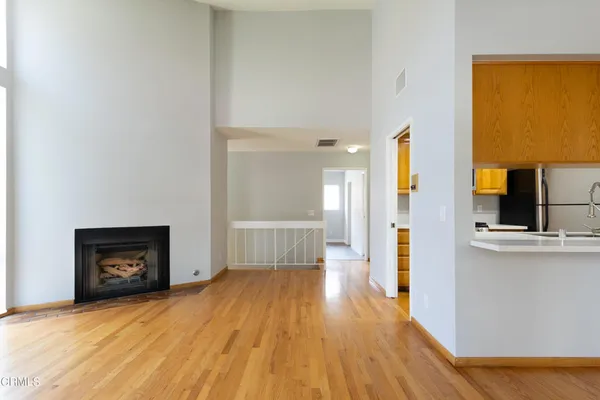 $3,500 | 300 South Mentor Avenue, Unit 5, Pasadena, CA 91106