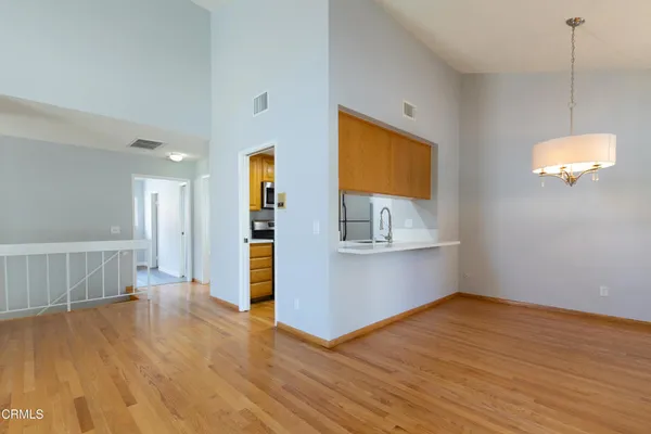 $3,500 | 300 South Mentor Avenue, Unit 5, Pasadena, CA 91106
