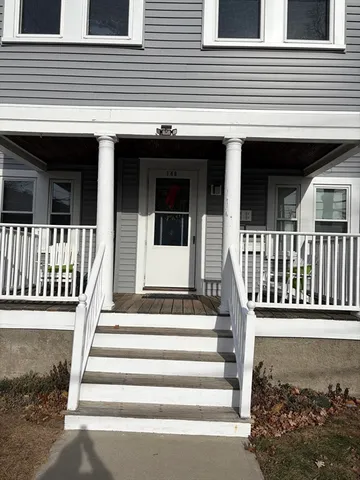$1,950 | 146 Willow Street, Unit 2, Quincy, MA 02170