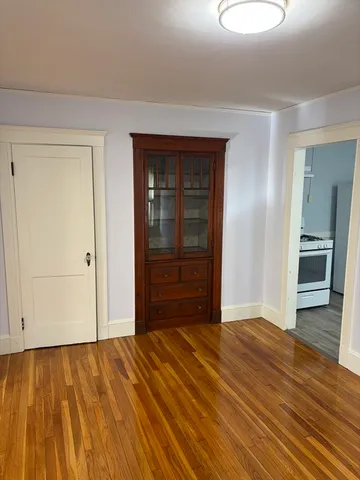 $1,950 | 146 Willow Street, Unit 2, Quincy, MA 02170