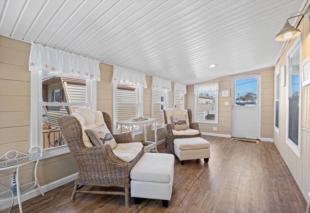 43 Amos Way Wareham, MA 02558 - Photo 23 of 34