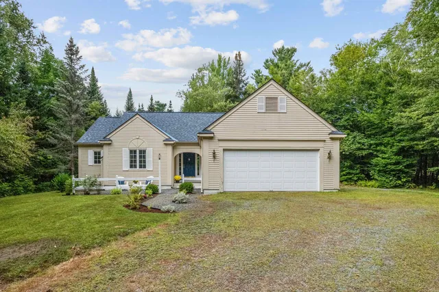 $679,000 | 34 Foxglove Lane, Franconia, NH 03580