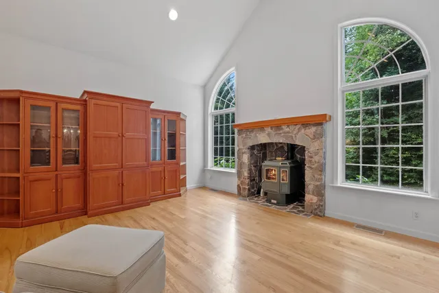 $679,000 | 34 Foxglove Lane, Franconia, NH 03580