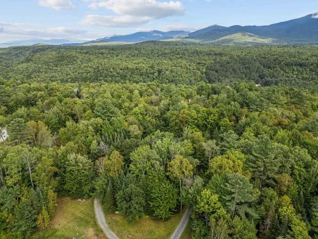 $679,000 | 34 Foxglove Lane, Franconia, NH 03580