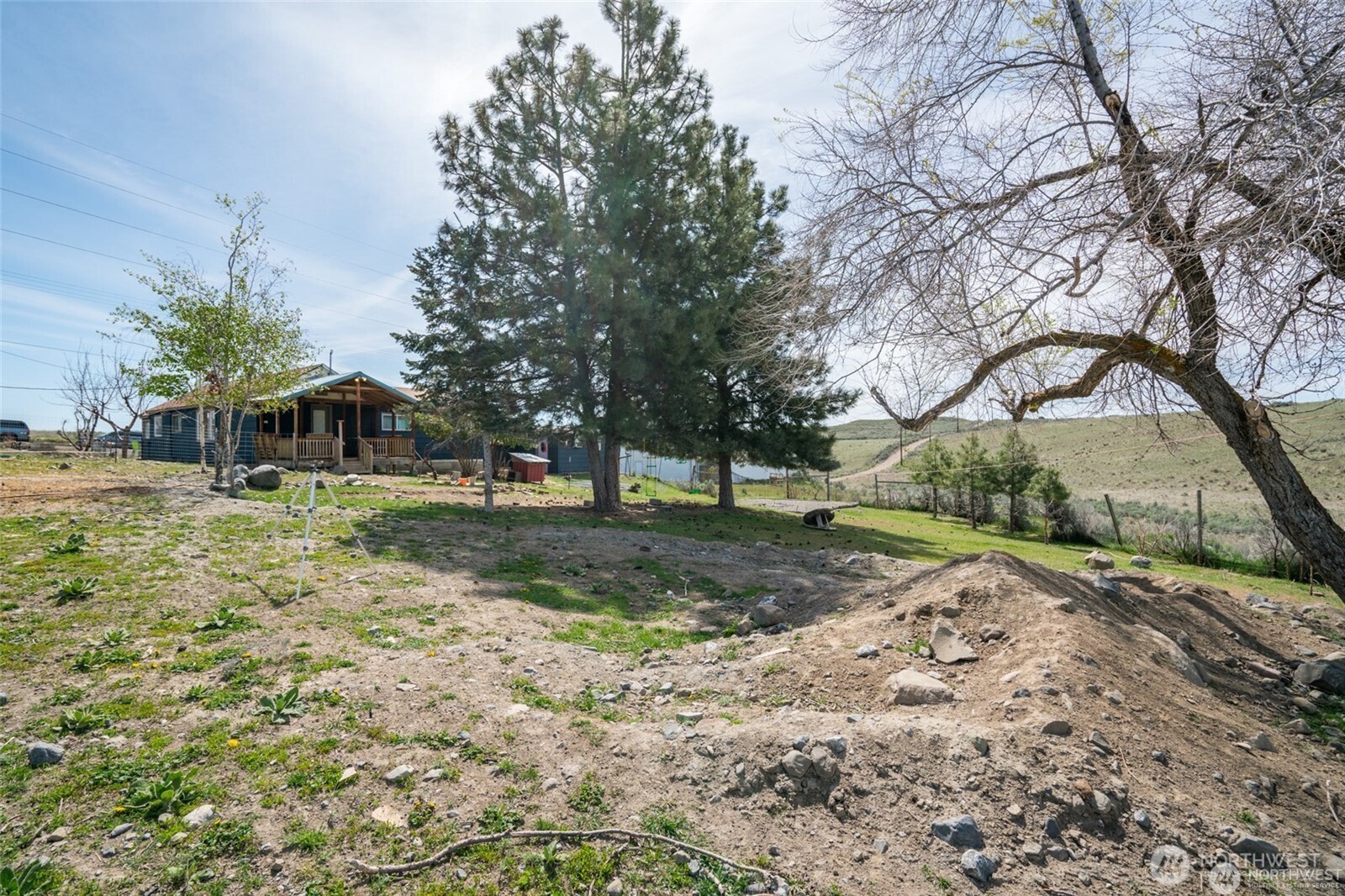 925 Rd B Northwest Waterville, WA 98858 - Photo 18 of 40