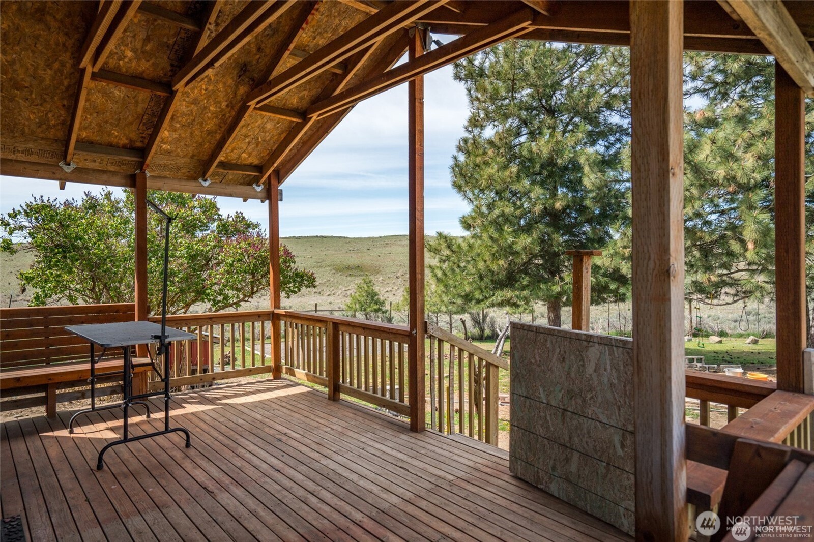 925 Rd B Northwest Waterville, WA 98858 - Photo 21 of 40