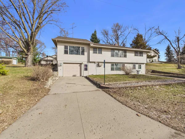 $575,000 | 27906 Ambassador Drive, Grey Eagle, MN 56336