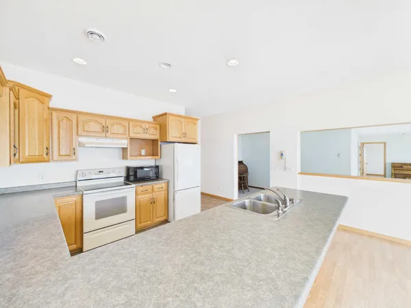 $575,000 | 27906 Ambassador Drive, Grey Eagle, MN 56336