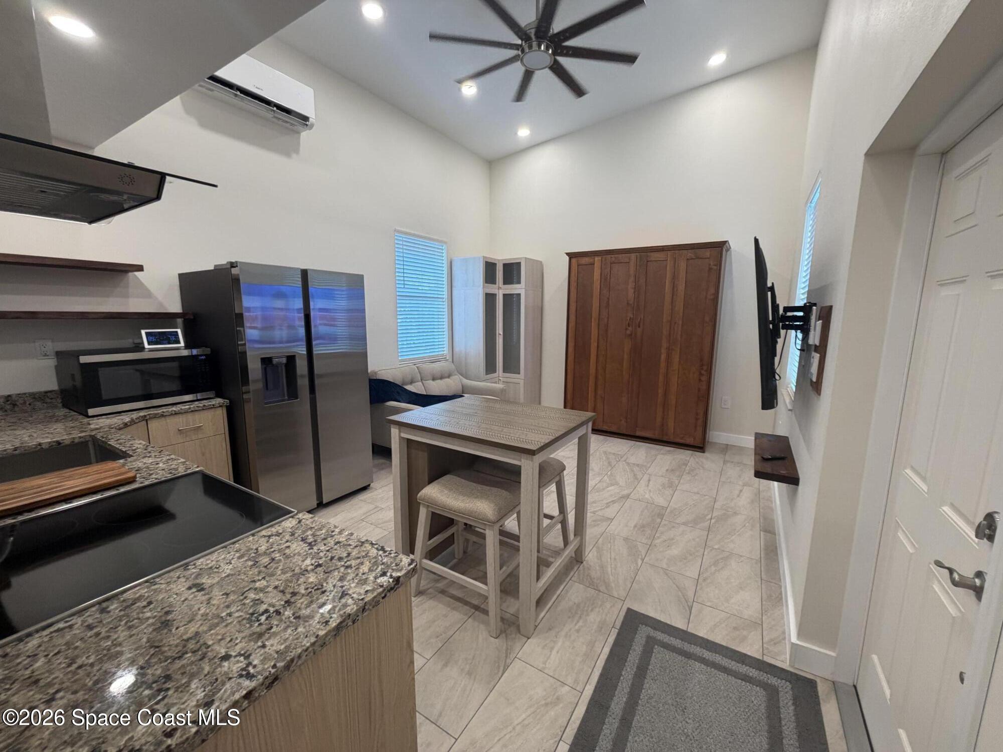 433 Crystal Mist Road Northwest Palm Bay, FL 32907 - Photo 5 of 19 IMG_2121