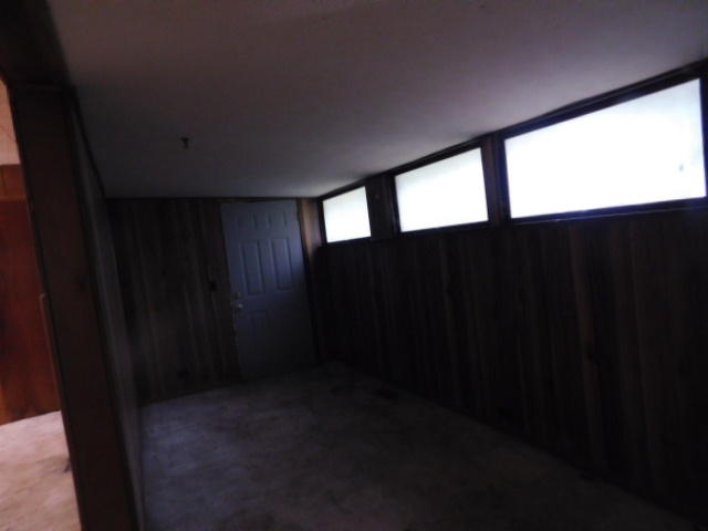 105 East Price Road Oak Ridge, TN 37830 - Photo 3 of 8 Sunroom has heat ducks