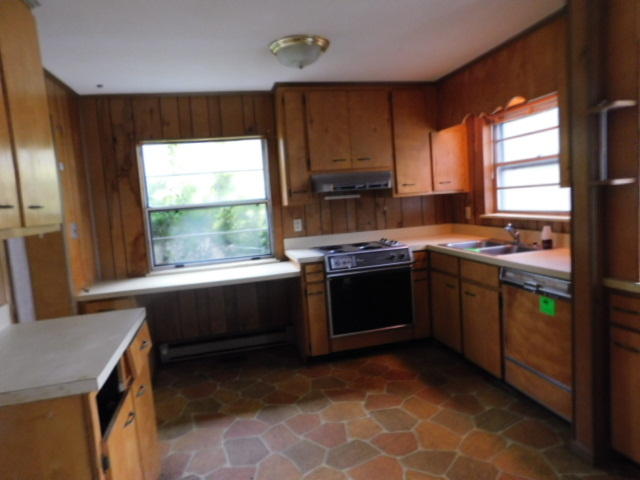105 East Price Road Oak Ridge, TN 37830 - Photo 6 of 8 Kitchen