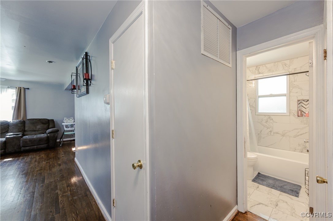 1940 Kimrod Road Richmond, VA 23224 - Photo 19 of 26 Gallery Image 19