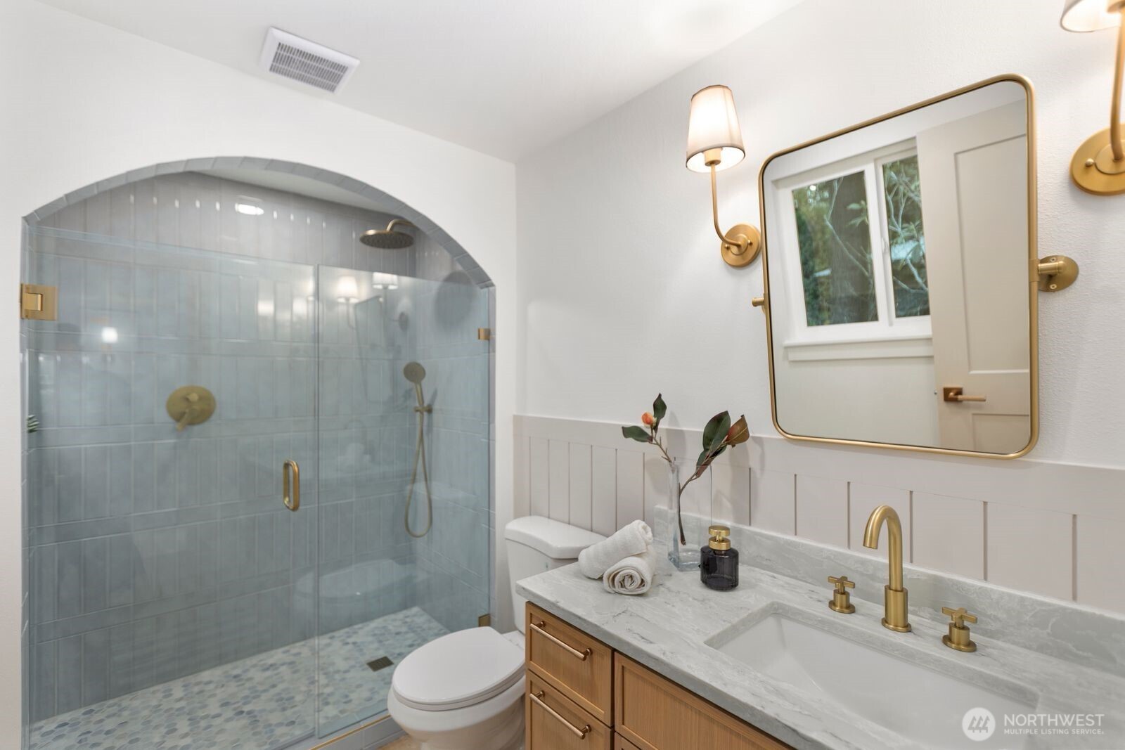 16858 76th Avenue West Edmonds, WA 98026 - Photo 36 of 40