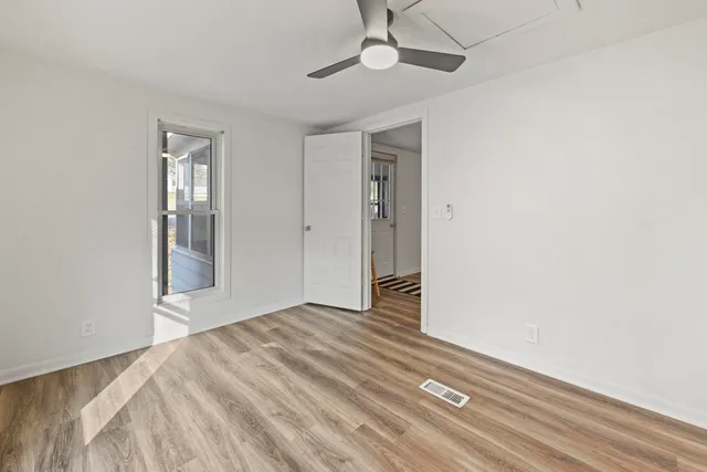 $89,900 | 411 Hinckley Boulevard, Jackson, MI 49203