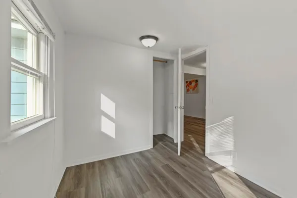 $79,900 | 411 Hinckley Boulevard, Jackson, MI 49203