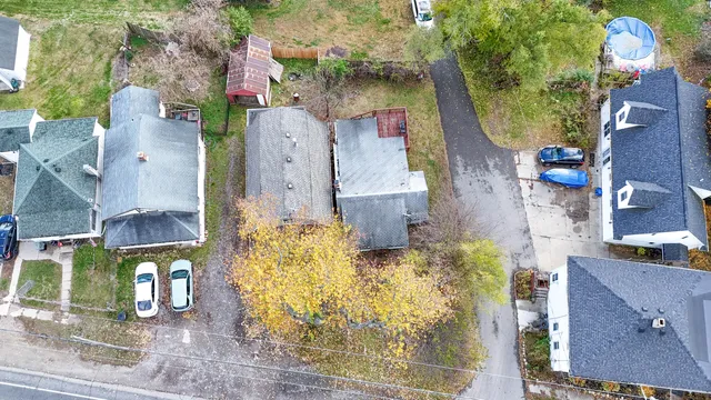 $89,900 | 411 Hinckley Boulevard, Jackson, MI 49203