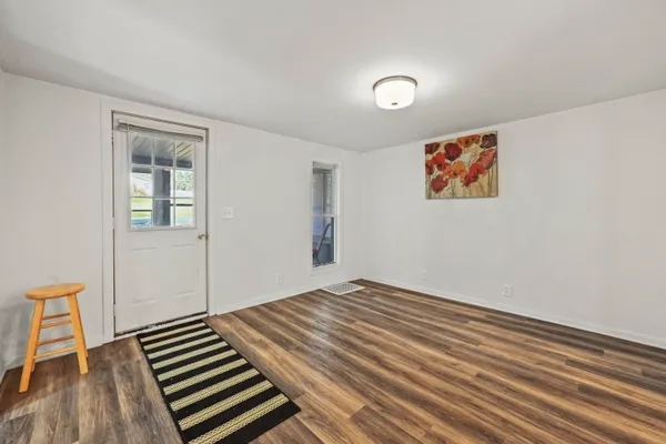 $79,900 | 411 Hinckley Boulevard, Jackson, MI 49203