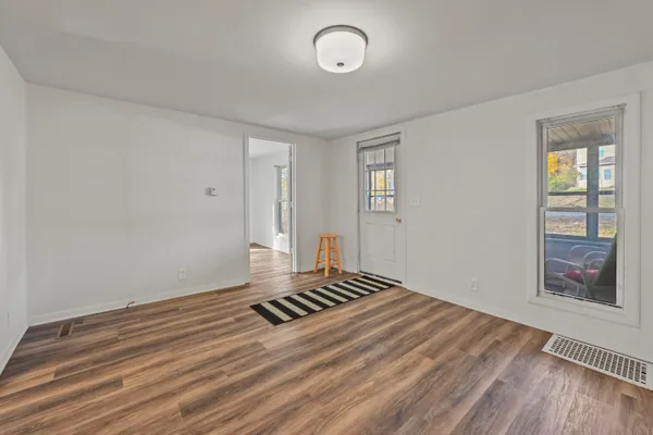 $79,900 | 411 Hinckley Boulevard, Jackson, MI 49203