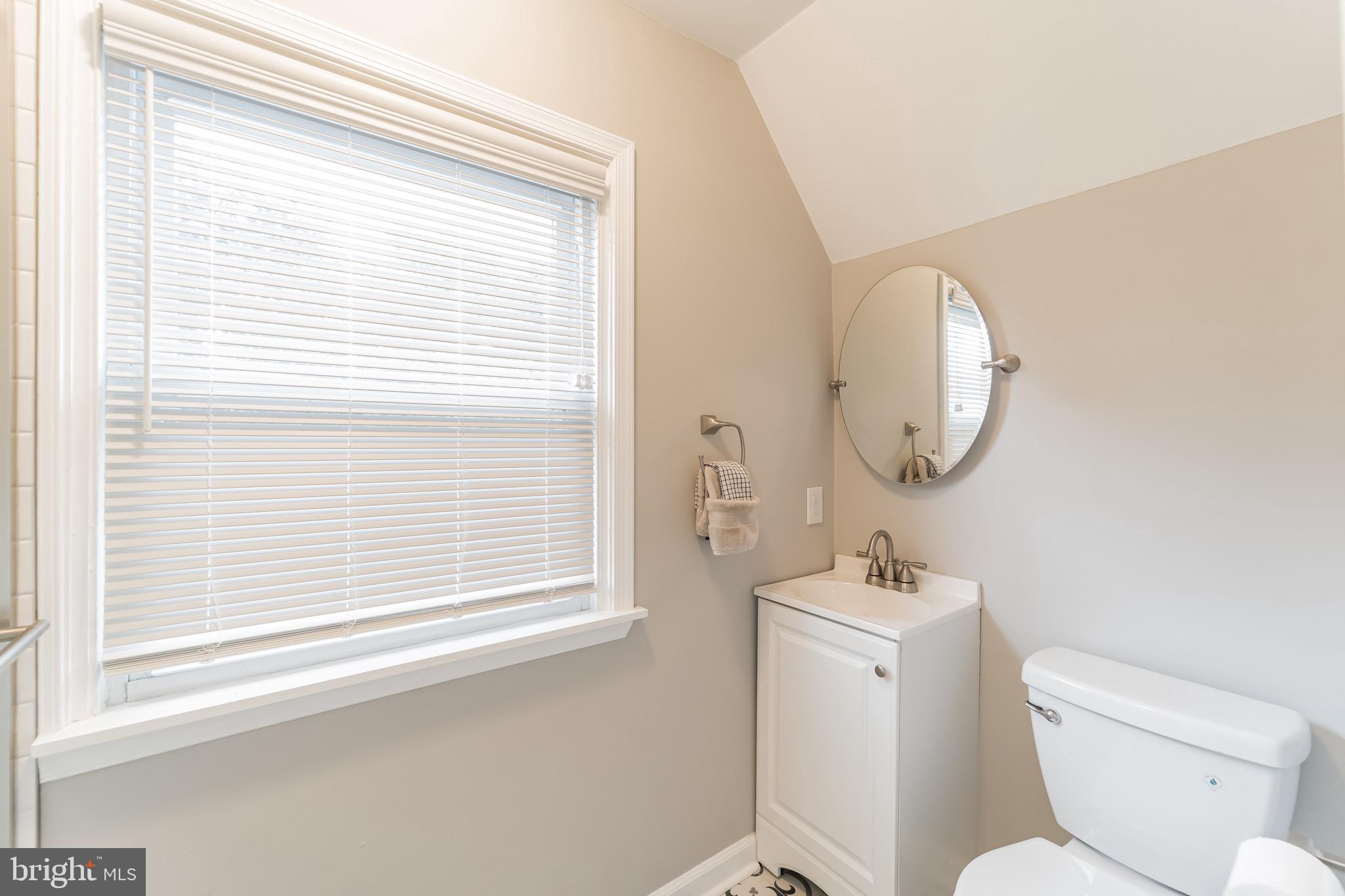 1637 Earlington Road Havertown, PA 19083 - Photo 19 of 30 Gallery Image 19