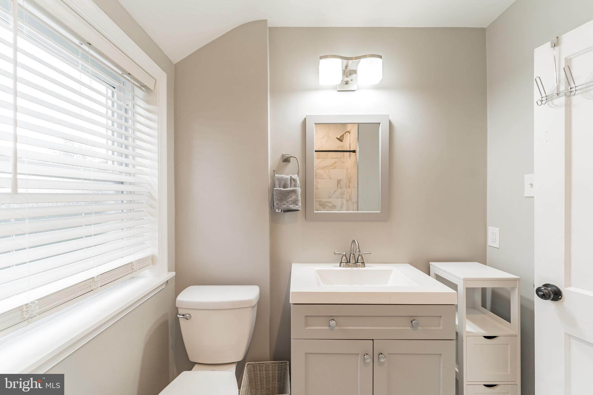 1637 Earlington Road Havertown, PA 19083 - Photo 22 of 30 Gallery Image 22