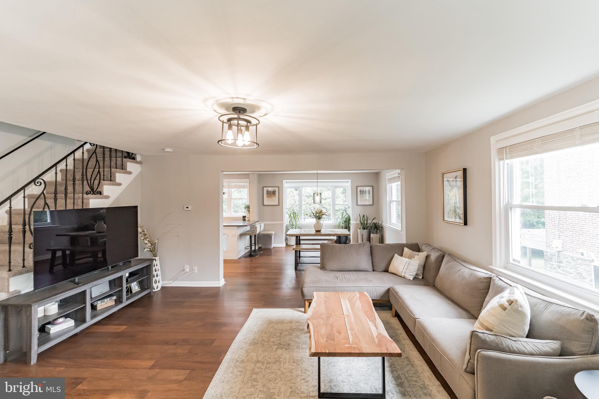 1637 Earlington Road Havertown, PA 19083 - Photo 4 of 30 Gallery Image 4