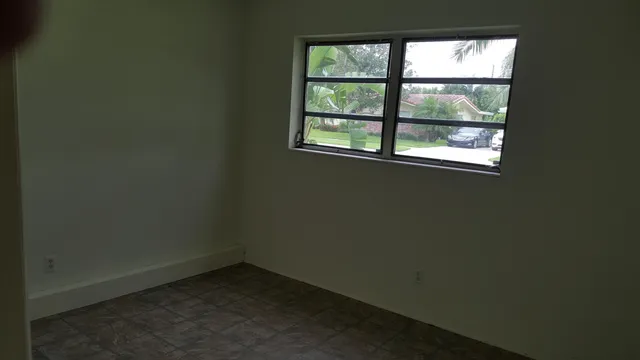 $3,800 | 1132 Southwest 3rd Street, Boca Raton, FL 33486