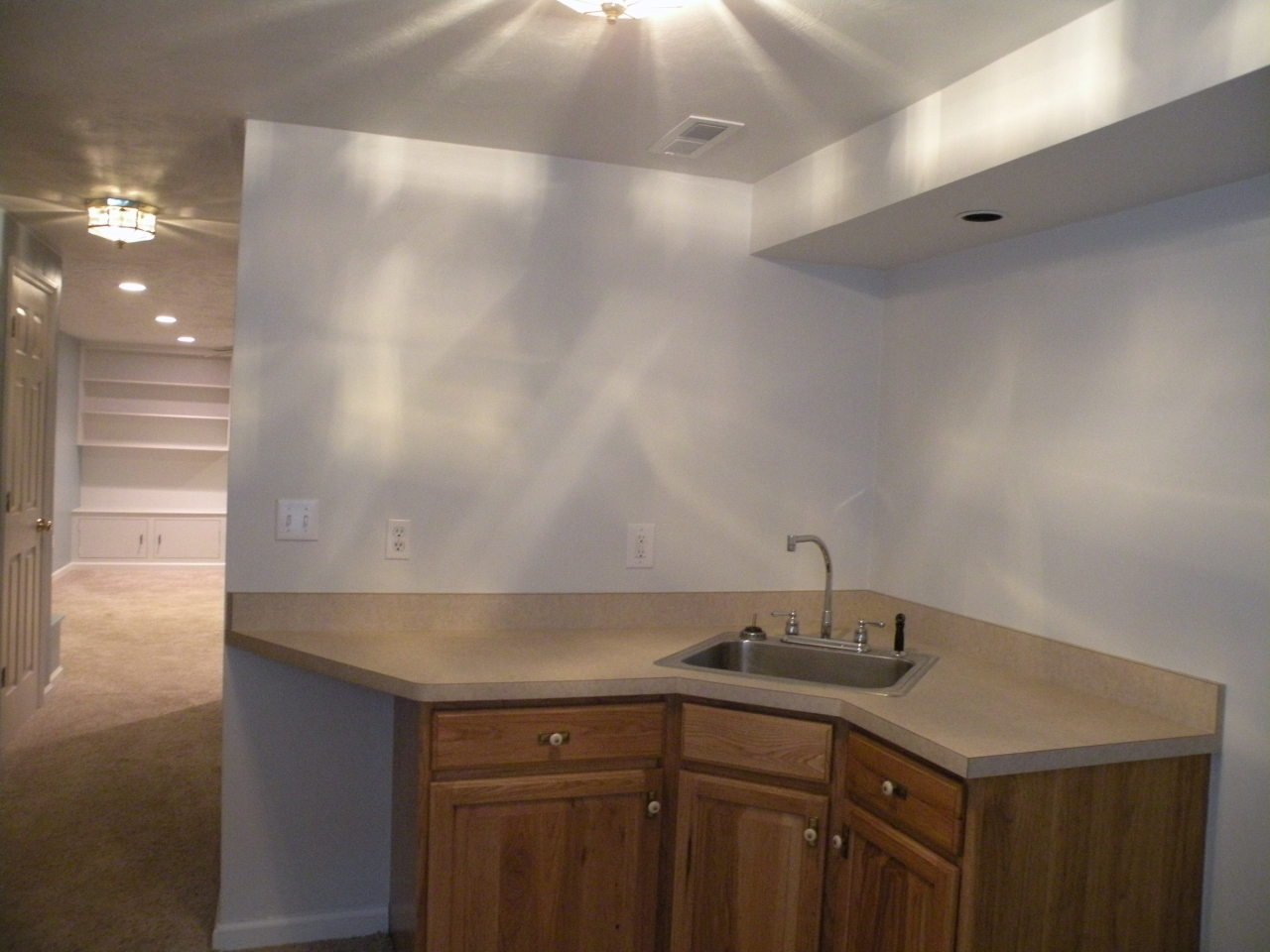 6234 Buckland Mill Road Roanoke, VA 24019 - Photo 44 of 53 wet bar in basement