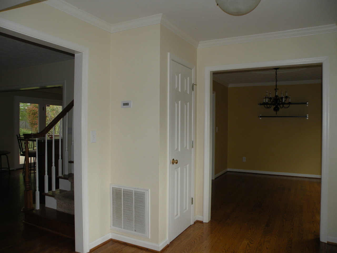 6234 Buckland Mill Road Roanoke, VA 24019 - Photo 6 of 53 foyer pic 2
