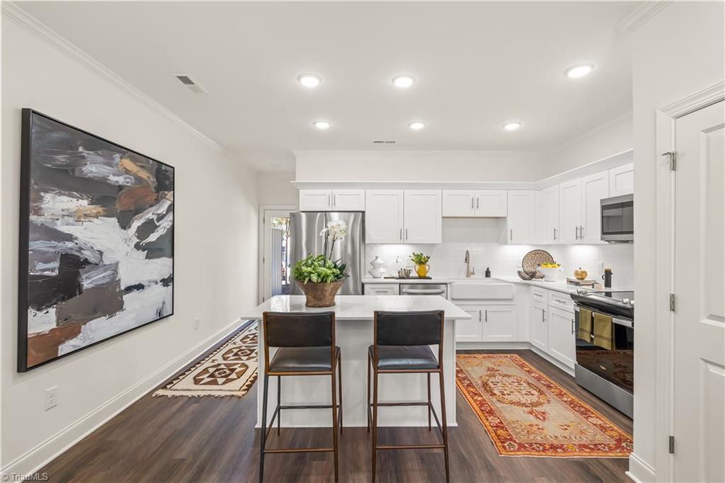 317 Rockspring Road High Point, NC 27262 - Photo 5 of 26