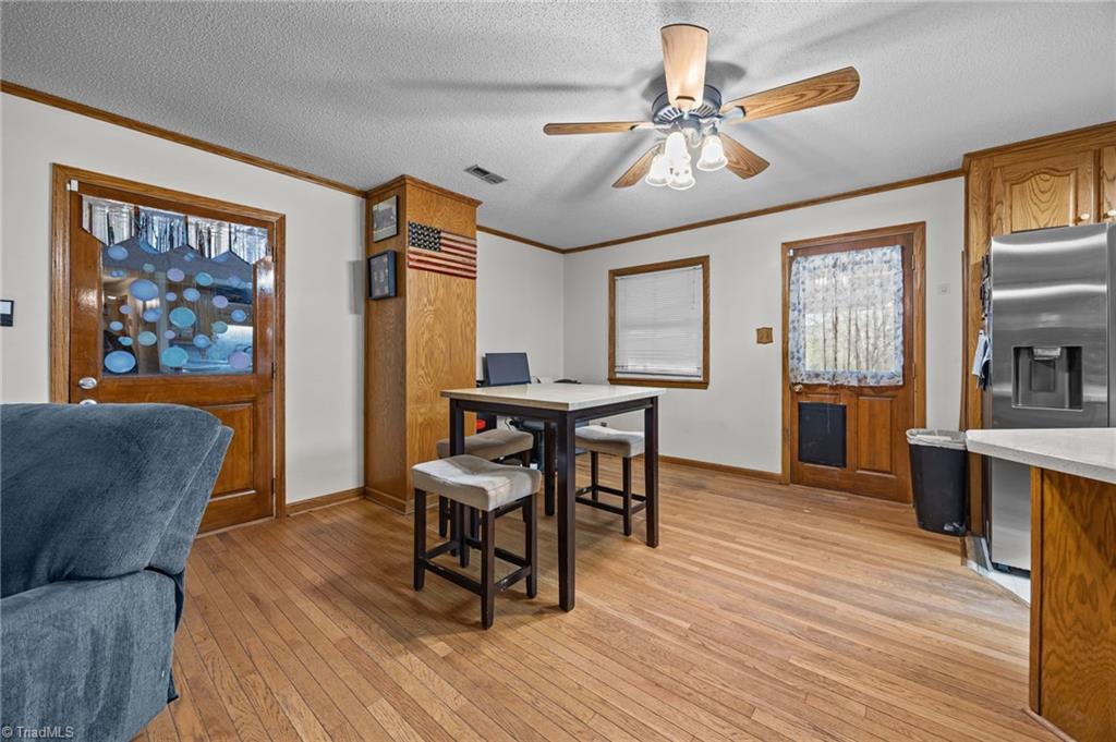 236 Donna Road Asheboro, NC 27205 - Photo 4 of 38