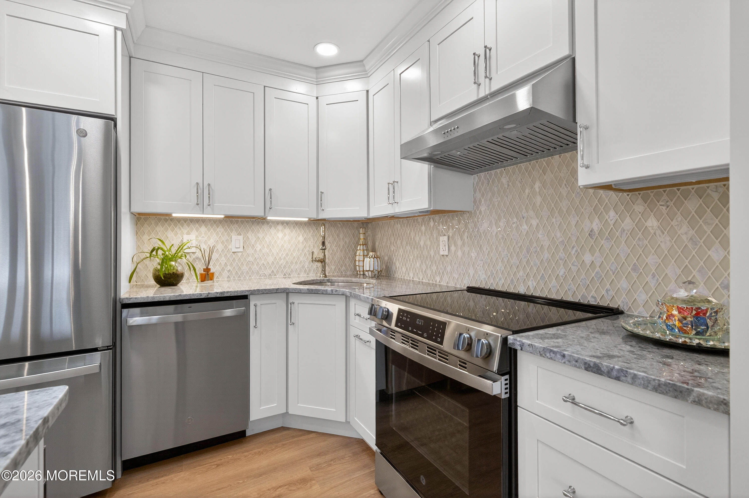 33 Claremont Court Red Bank, NJ 07701 - Photo 22 of 40 025(24)