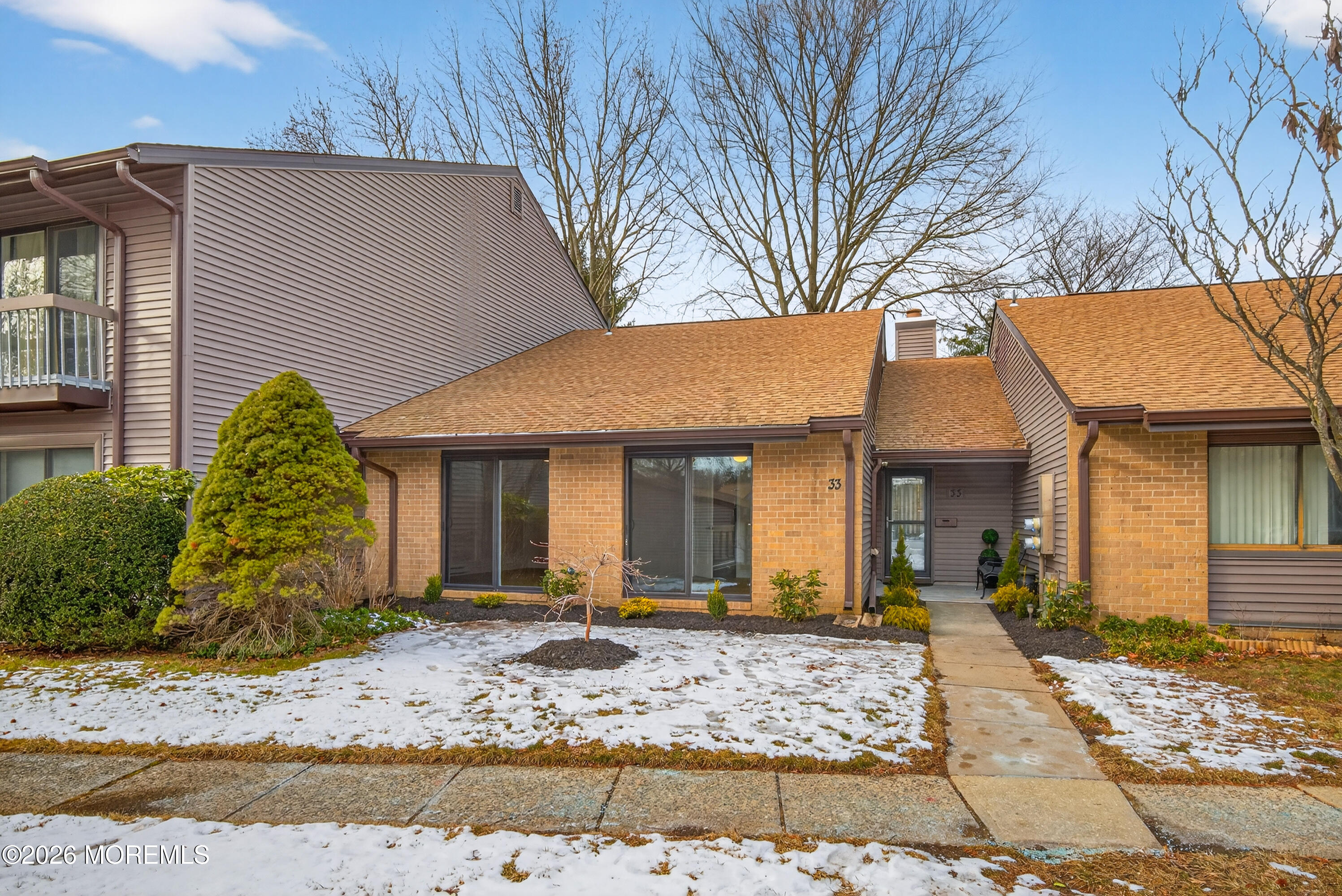 33 Claremont Court Red Bank, NJ 07701 - Photo 3 of 40 002(24)