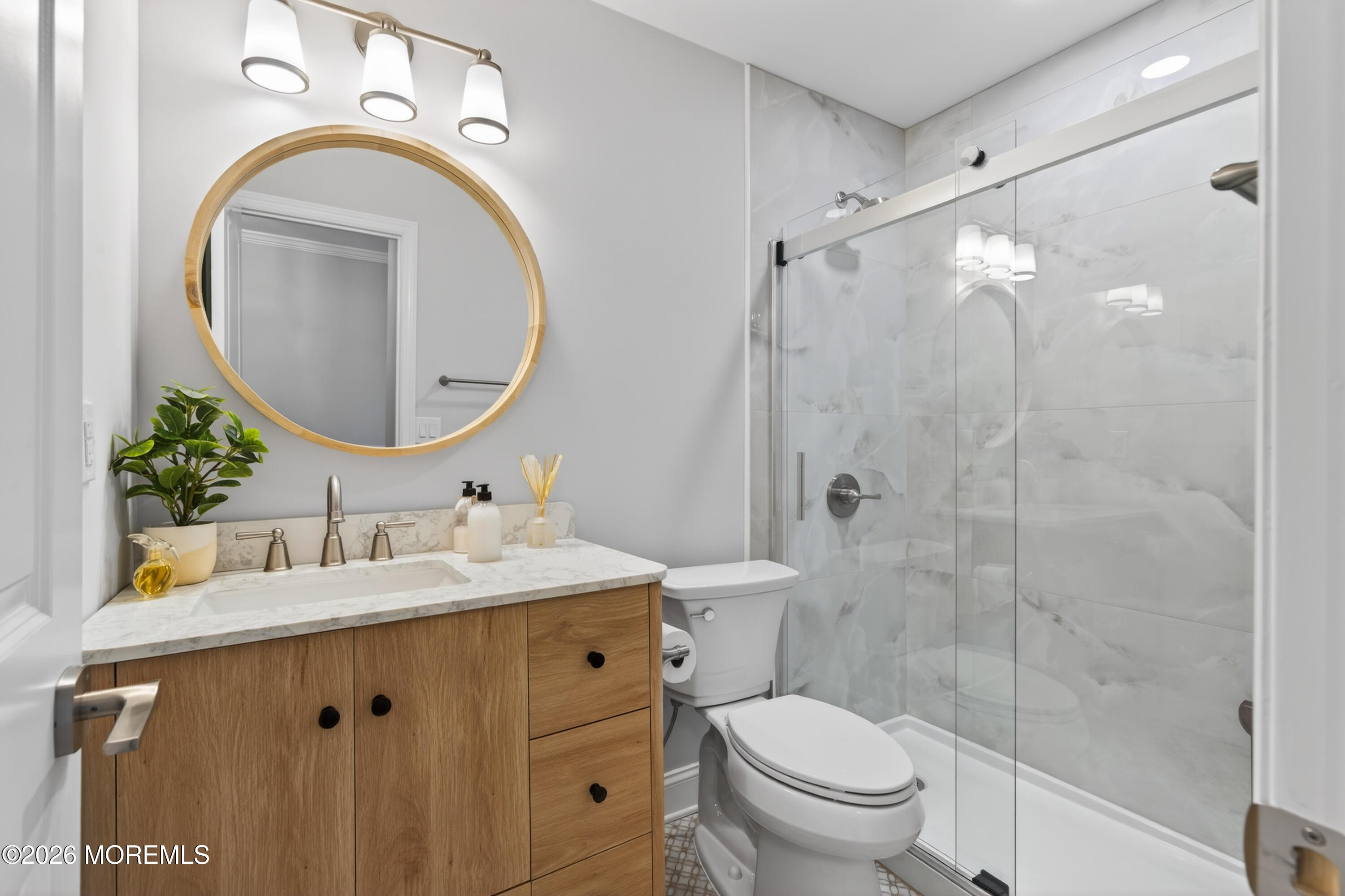 33 Claremont Court Red Bank, NJ 07701 - Photo 32 of 40 035(14)