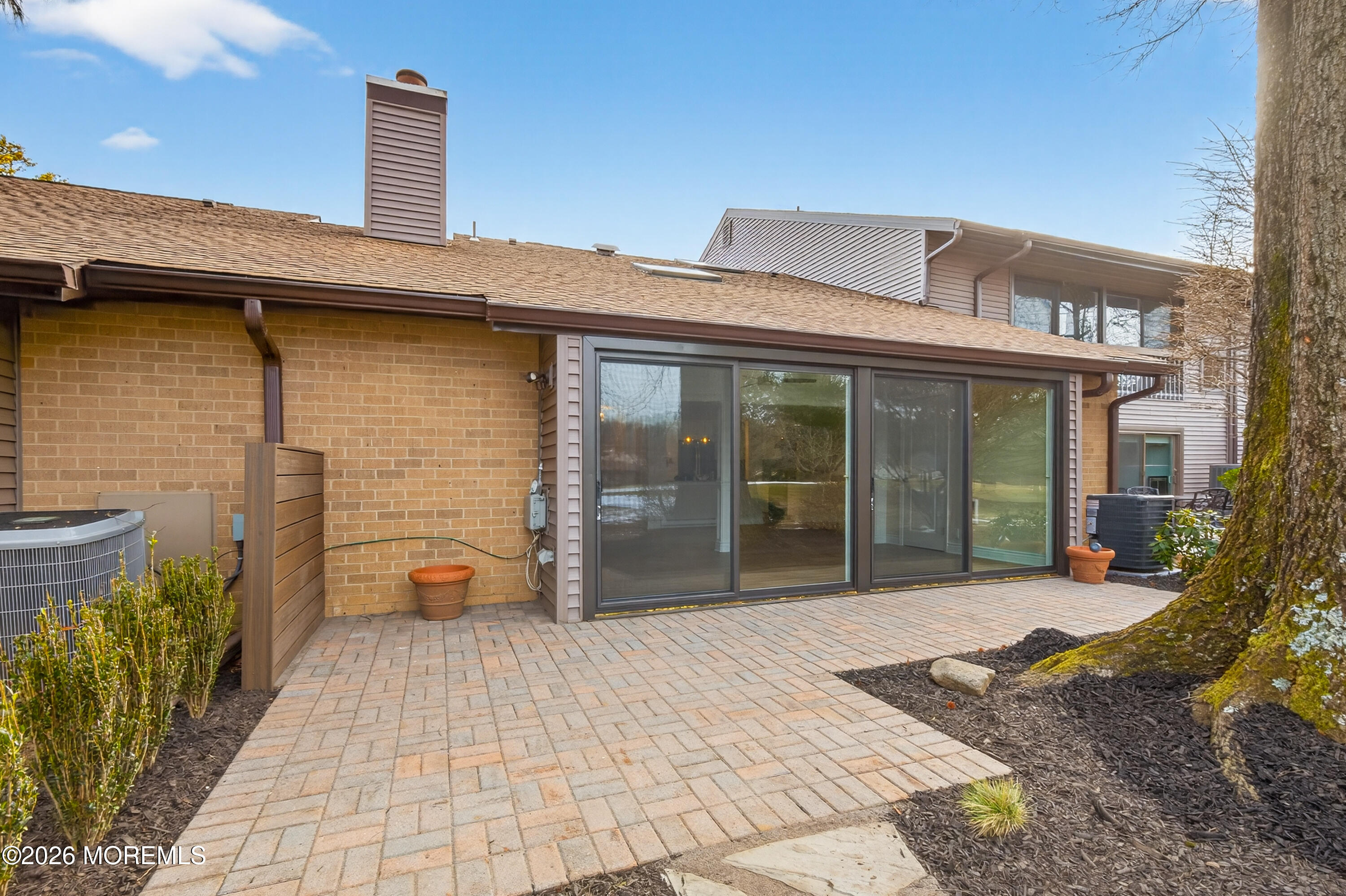 33 Claremont Court Red Bank, NJ 07701 - Photo 36 of 40 041(5)