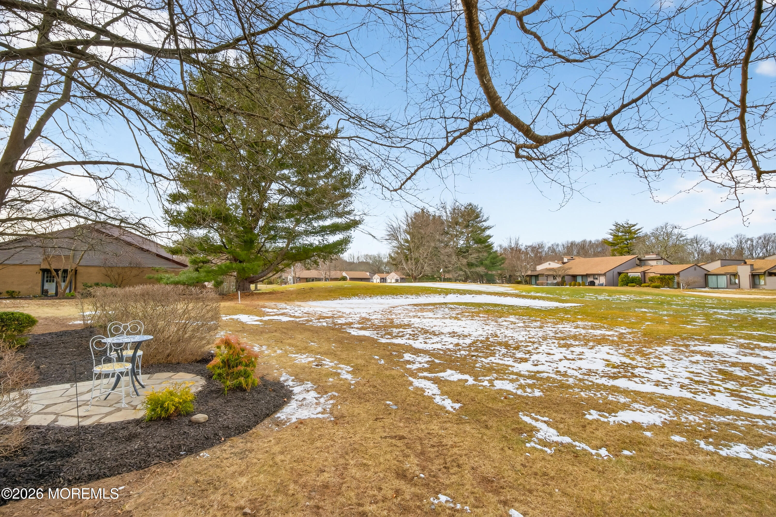 33 Claremont Court Red Bank, NJ 07701 - Photo 38 of 40 042(4)