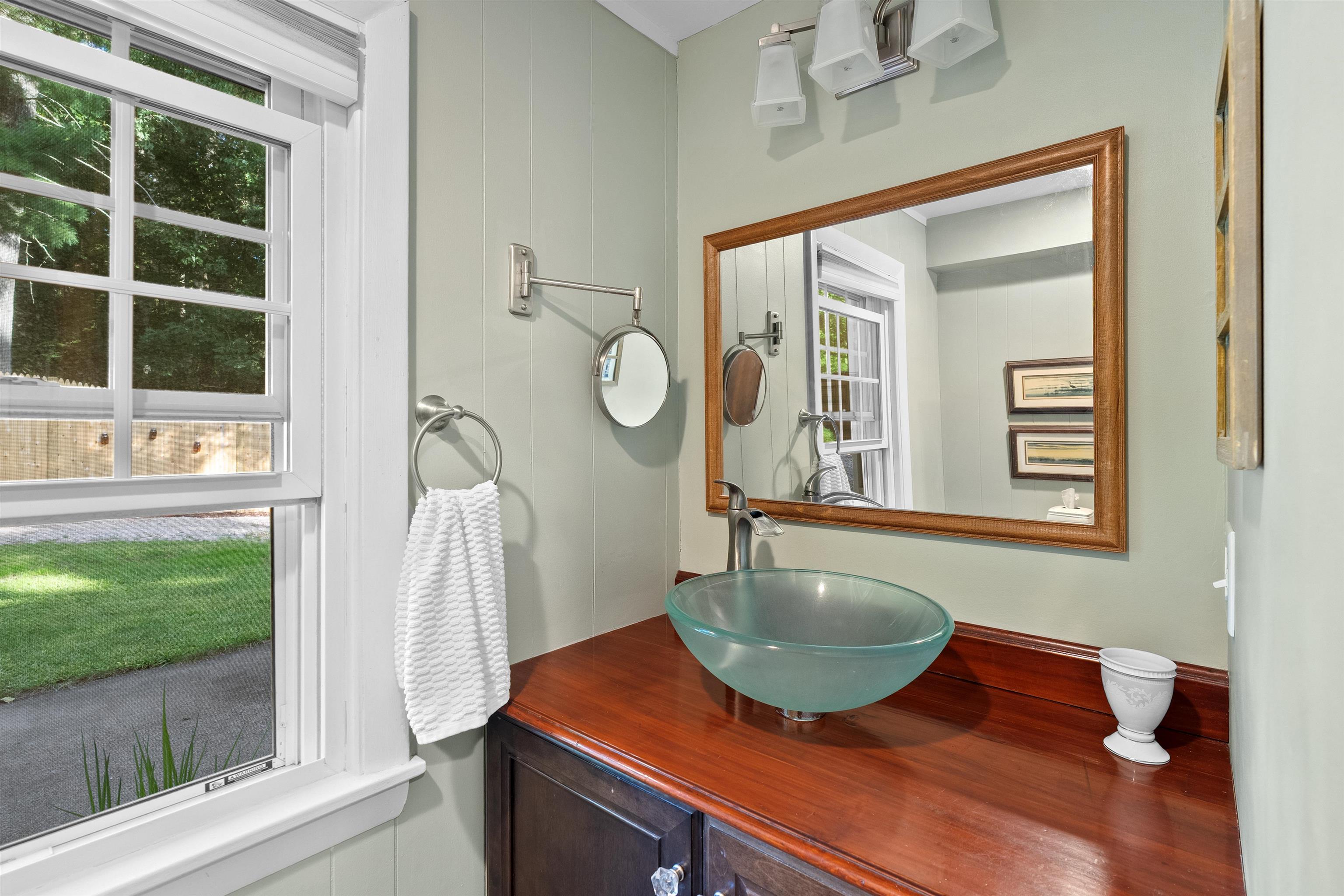 35 Greenwood Road Amherst, NH 03054 - Photo 19 of 52 Gallery Image 19