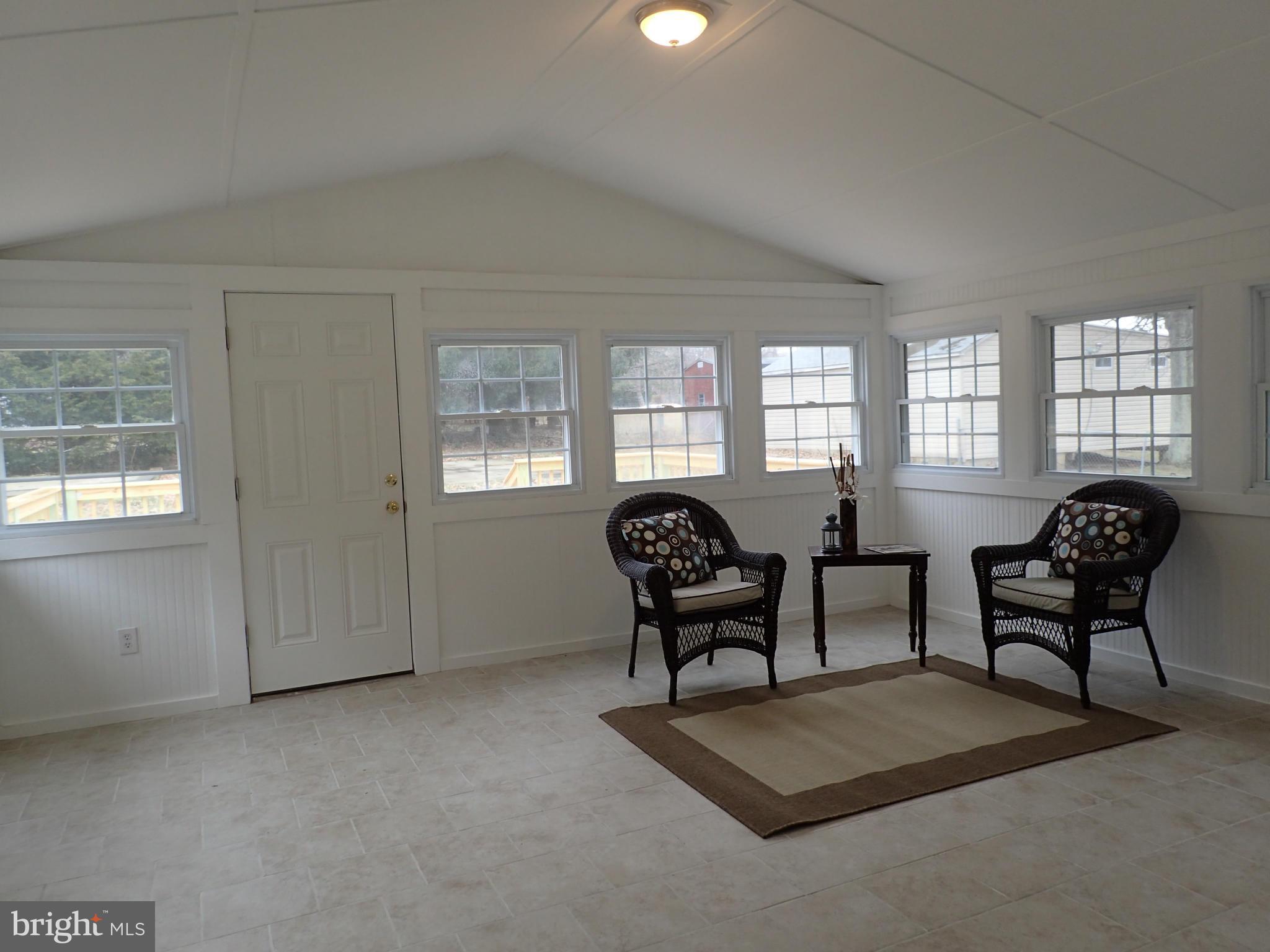 8610 Damascus Road Damascus, MD 20872 - Photo 1 of 24 Bonus sun room