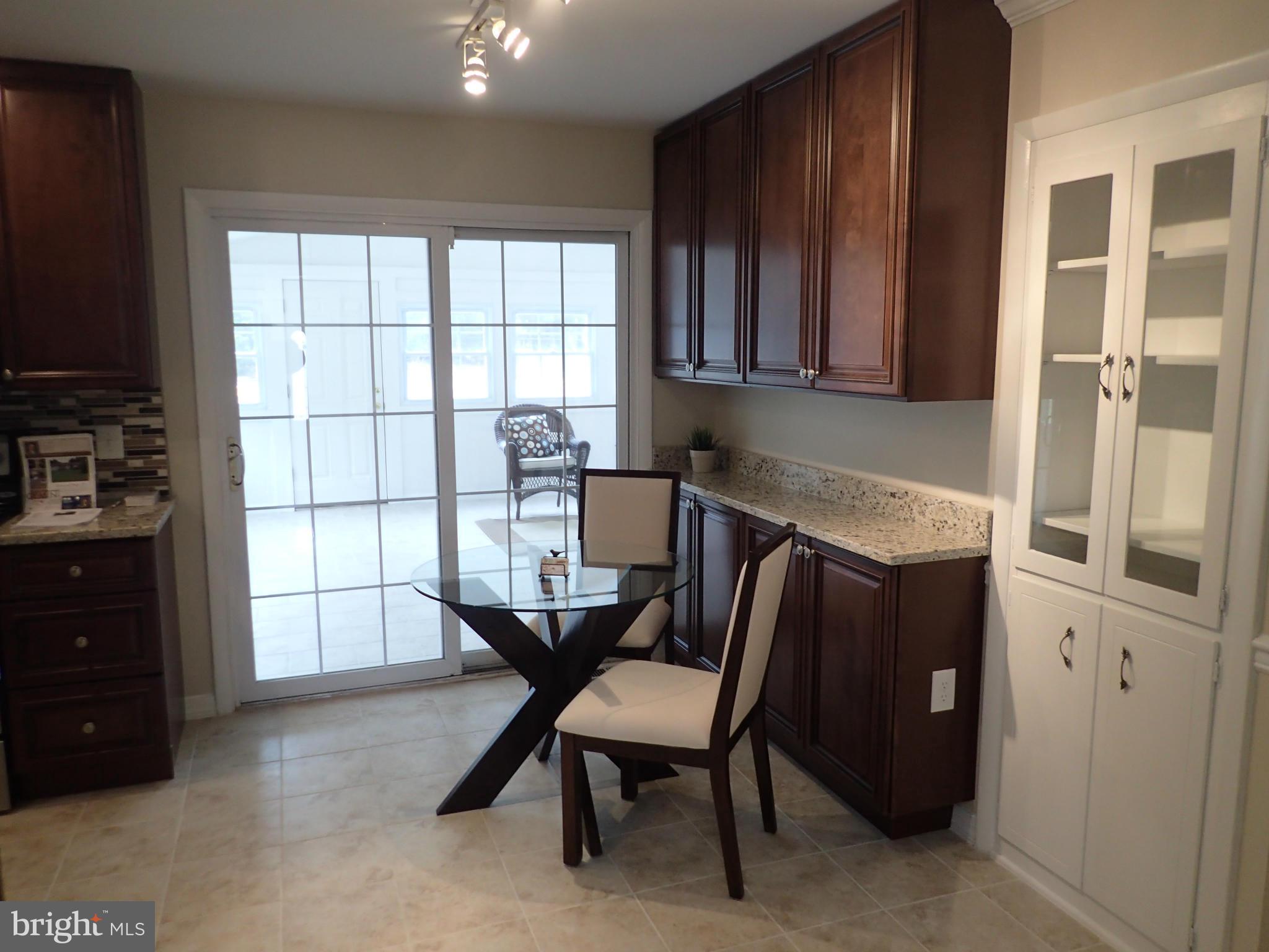 8610 Damascus Road Damascus, MD 20872 - Photo 8 of 24 Kitchen with table space area